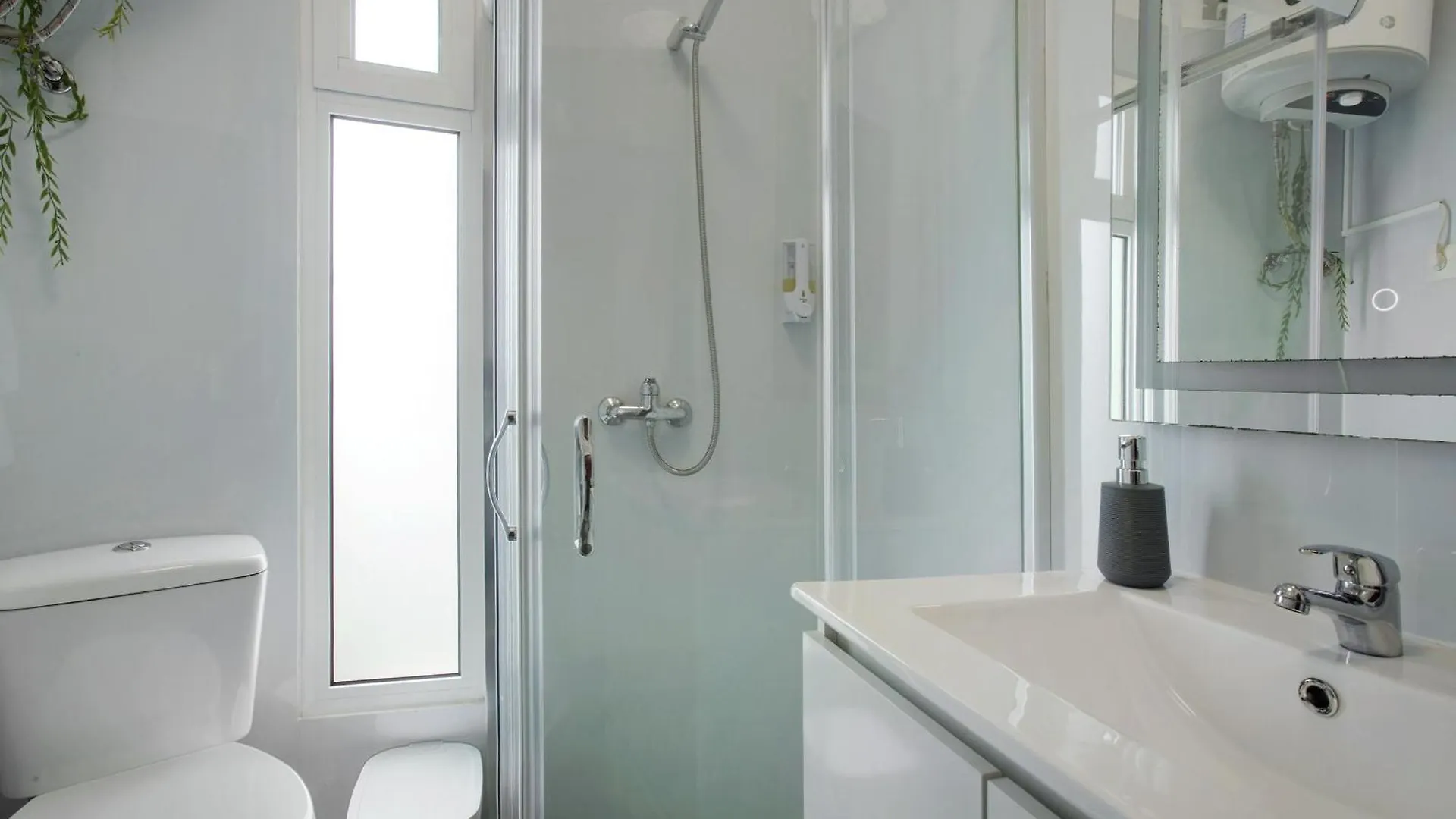 Apartment Studio Lolita Com Terraco Canico