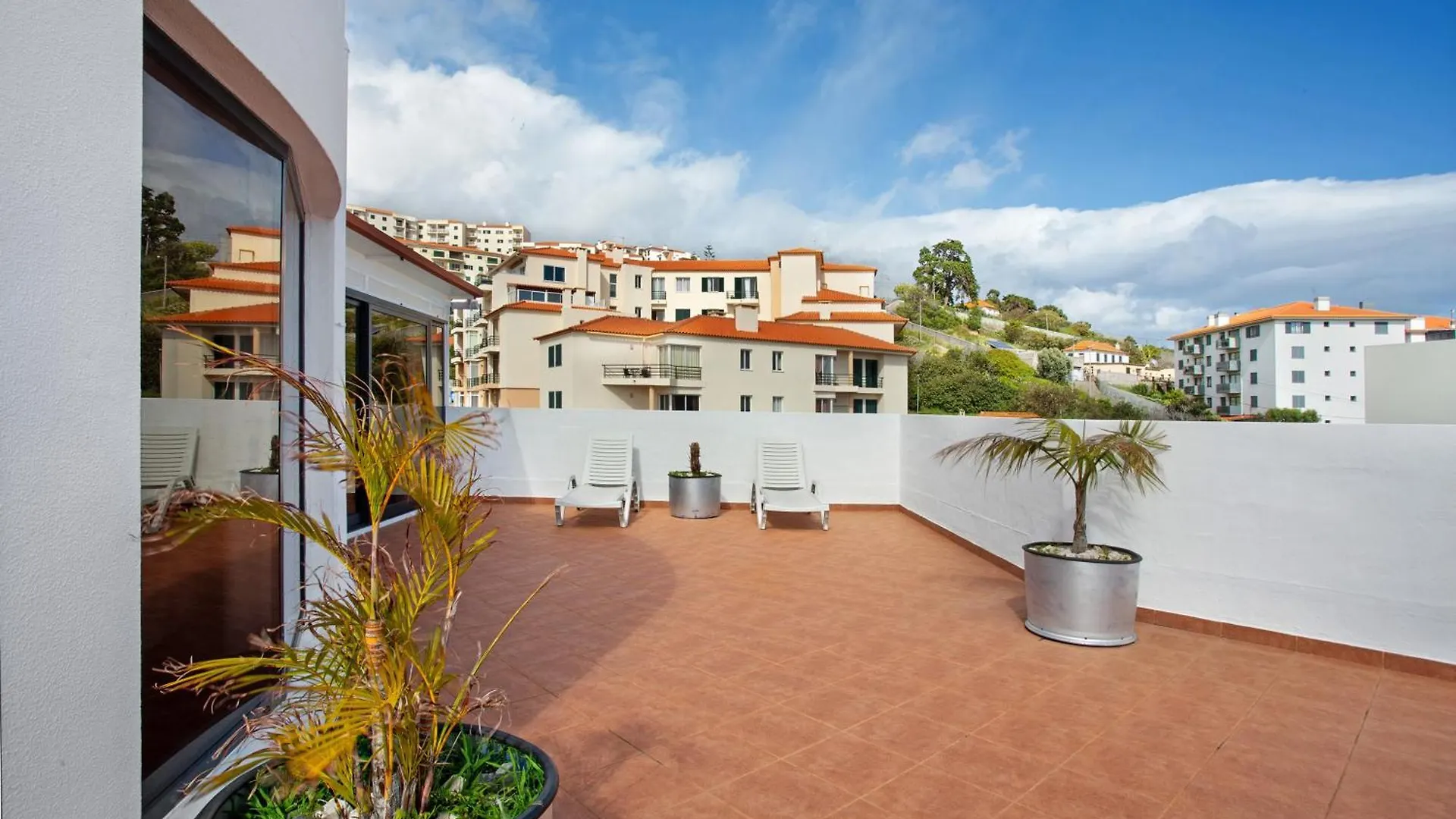Studio Lolita Com Terraco Canico  Apartment