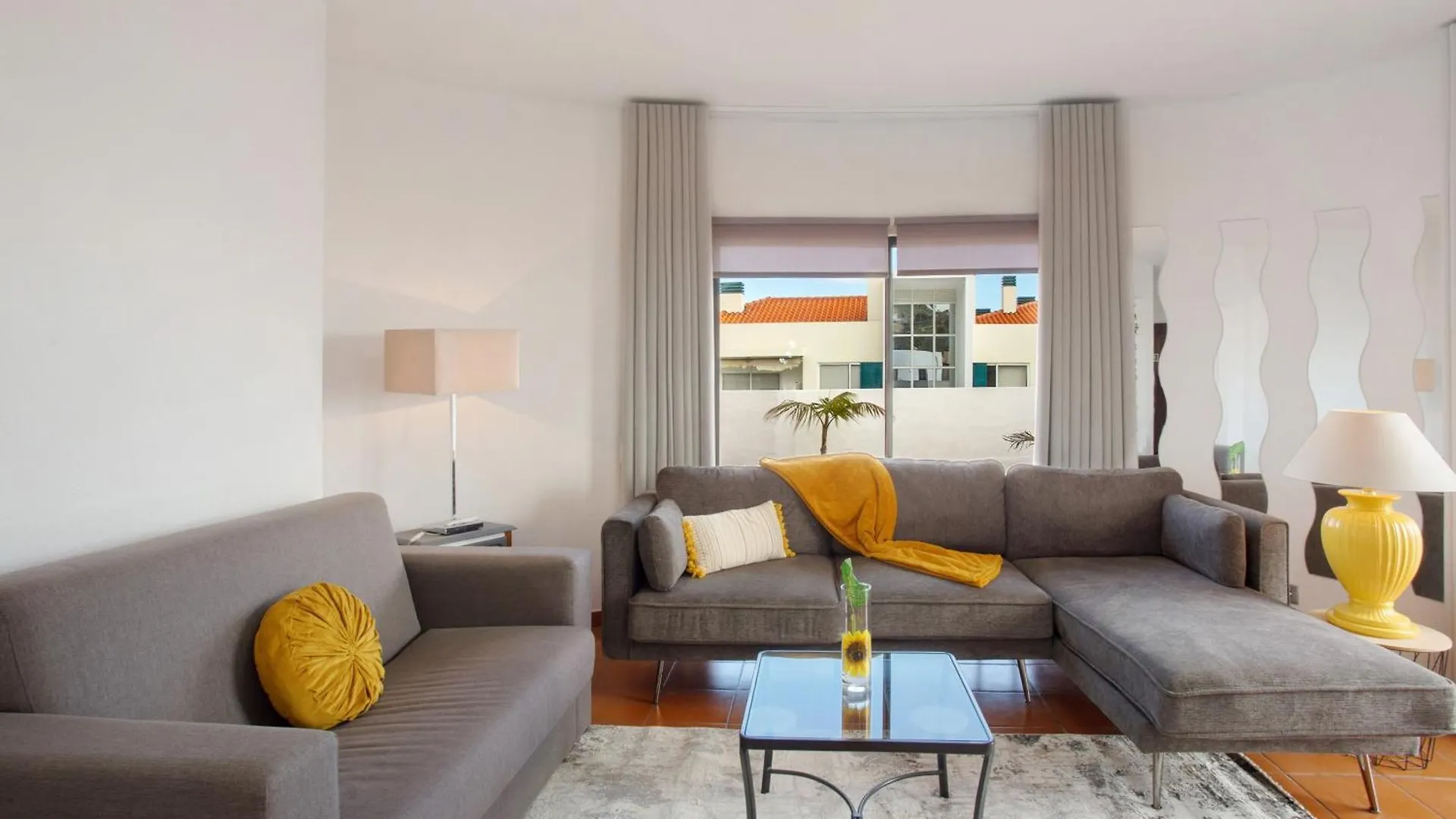 Apartment Studio Lolita Com Terraco Canico