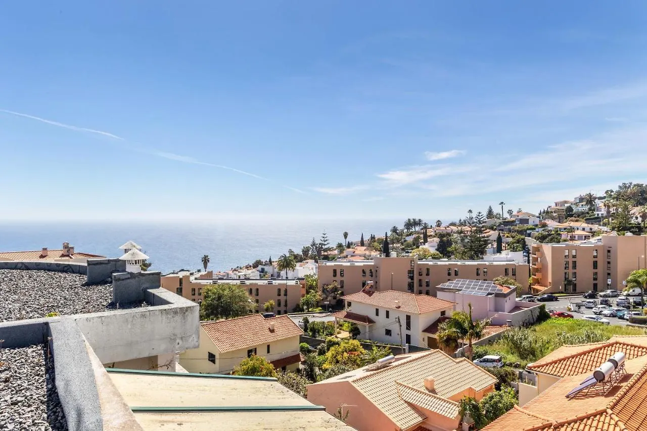 Apartamento Lolita Com Terraco Caniço
