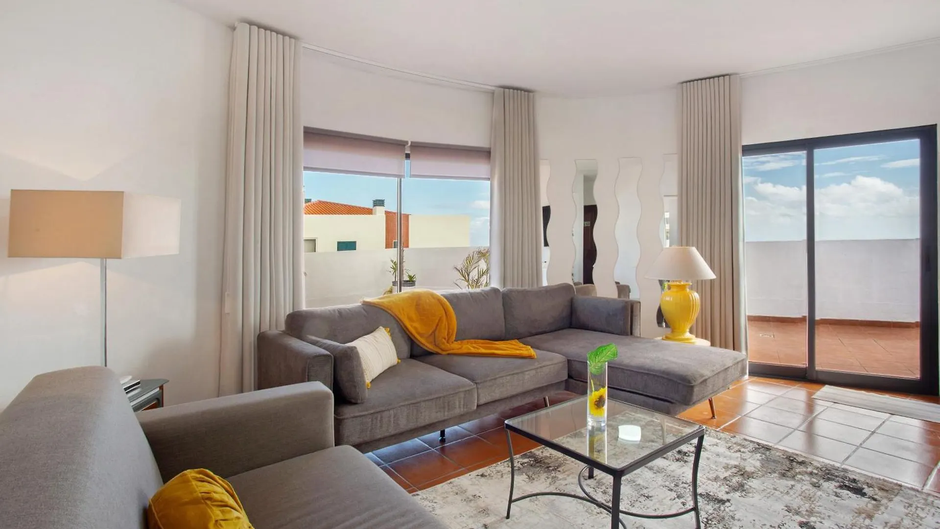 Apartamento Lolita Com Terraco